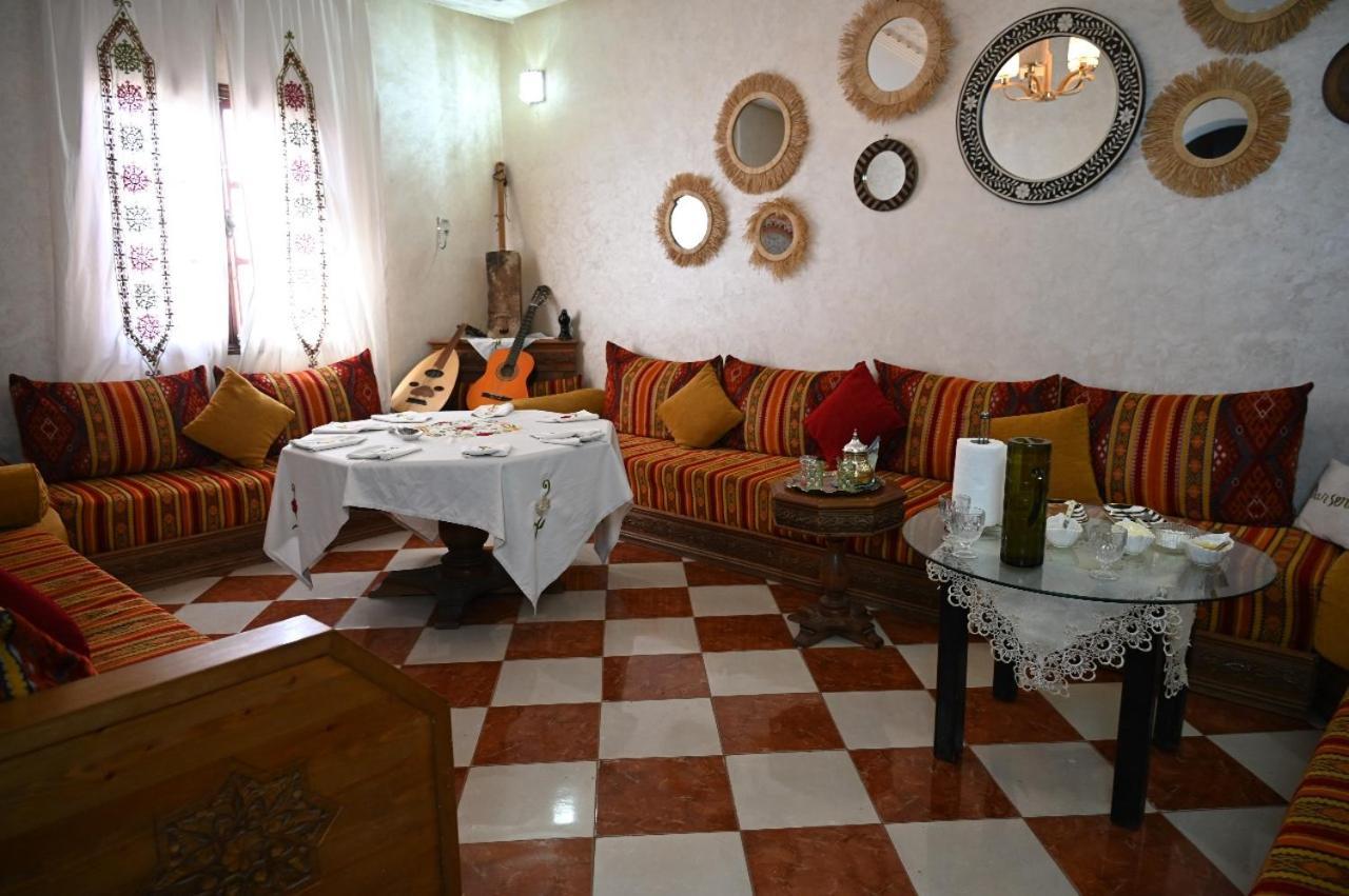 Riad Sarsar Airport 马拉喀什 外观 照片